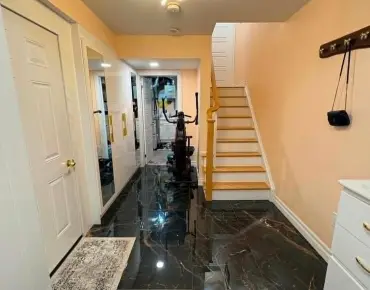 4 Thrush Rd Kennedy Park, Toronto 3 beds 2 baths garage $849.9K