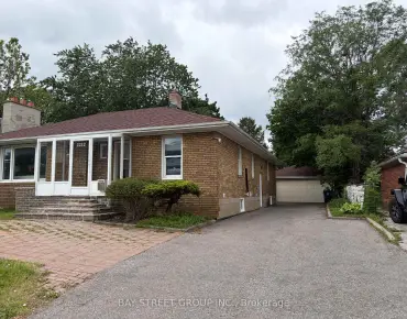 2212 Kennedy Rd Tam O'Shanter-Sullivan, Toronto 4 beds 5 baths 2 garage $1.3M