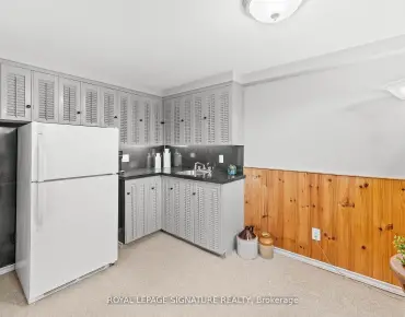 96 Cindy Nicholas Dr Morningside, Toronto 4 beds 4 baths 2 garage $1.099M