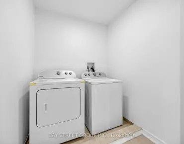 30 Chaplin Cres <a href='https://luckyalan.com/community_CN.php?community=Toronto:Yonge-Eglinton'>Yonge-Eglinton, Toronto</a> 4 beds 3 baths 1 garage $2.2M