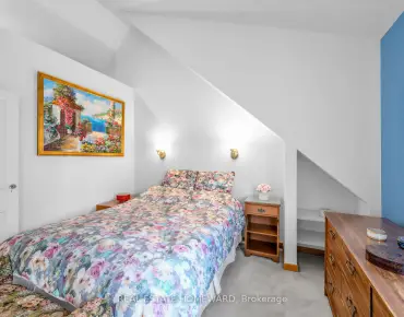 164B Edmonton Dr <a href='https://luckyalan.com/community_CN.php?community=Toronto:Pleasant View'>Pleasant View, Toronto</a> 4 beds 3 baths 1 garage $1.098M
