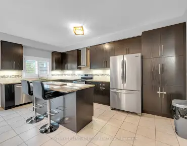 
2521 Castlegate Crossing Duffin Heights, Pickering 3 beds 5 baths 1 garage $849.999K