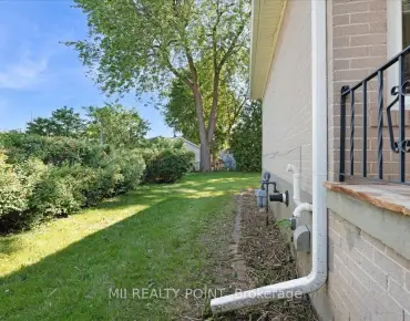 3 Silverwood Ave <a href='https://luckyalan.com/community_CN.php?community=Toronto:Forest Hill South'>Forest Hill South, Toronto</a> 4 beds 4 baths 2 garage $3.599M