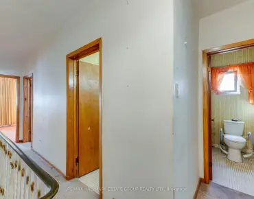 26 Carey Rd <a href='https://luckyalan.com/community.php?community=Toronto:Mount Pleasant West'>Mount Pleasant West, Toronto</a> 5 beds 5 baths garage $3.68M