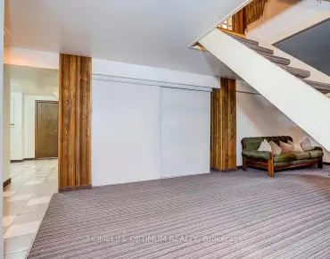 80 Whistling Hills Dr Milliken, Toronto 4 beds 6 baths 2 garage $999K