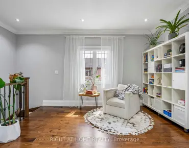 90 Berkinshaw Cres <a href='https://luckyalan.com/community.php?community=Toronto:Banbury-Don Mills'>Banbury-Don Mills, Toronto</a> 3 beds 3 baths 2 garage $2.399M