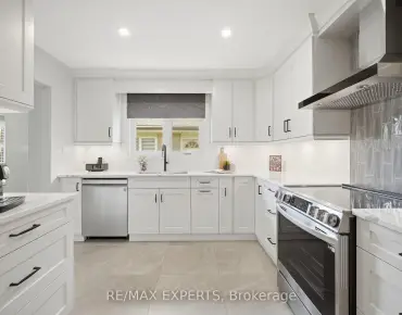 
23 Gaiety Dr Woburn, Toronto 3 beds 2 baths 1 garage $969.888K