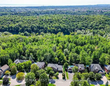 81 Woodview Dr Rougemount - 5 beds 4 baths 3 parking space(s) listed at $2179000