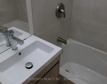 
Goldenwood Rd <a href='https://luckyalan.com/community.php?community=Toronto:Bayview Woods-Steeles'>Bayview Woods-Steeles, Toronto</a> 4 beds 3 baths 1 garage $1.152M