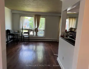 
49 Tunmead Sq Malvern, Toronto 3 beds 2 baths 1 garage $899K
