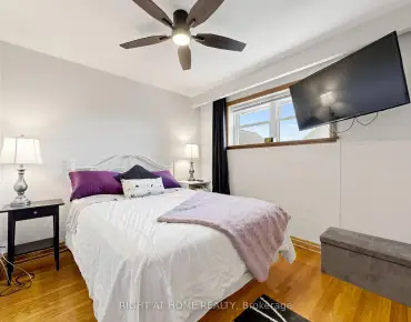 
31 Robertsfield Cres Wexford-Maryvale, Toronto 3 beds 2 baths 1 garage $799K