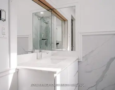 
290 Empress Ave <a href='https://luckyalan.com/community.php?community=Toronto:Willowdale East'>Willowdale East, Toronto</a> 4 beds 6 baths 2 garage $2.388M