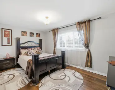 561 Cattail Crt Woodlands, Pickering 4 beds 3 baths 2 garage $1.19M