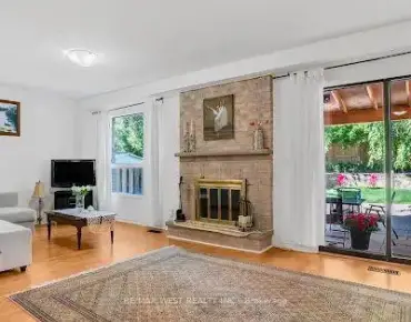 1457 Anton Sq Liverpool, Pickering 3 beds 3 baths 1 garage $750K