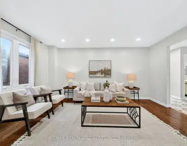299 Hounslow Ave <a href='https://luckyalan.com/community.php?community=Toronto:Willowdale West'>Willowdale West, Toronto</a> 4 beds 5 baths 2 garage $2.688M