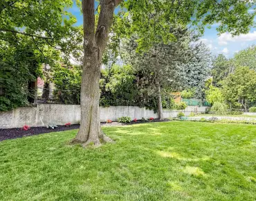 40 North Woodrow Blvd Clairlea-Birchmount, Toronto 4 beds 2 baths garage $799.9K
