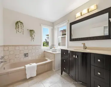 
459 Maple Leaf Dr Maple Leaf, Toronto 3 beds 3 baths 1 garage $1.339M