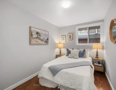 
19 Shoreland Cres Woburn, Toronto 3 beds 2 baths  garage $798.8K
