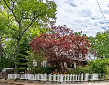 
10 Lightbourn Ave Dovercourt-Wallace Emerson-Junction, Toronto 3 beds 3 baths 1 garage $1.079M