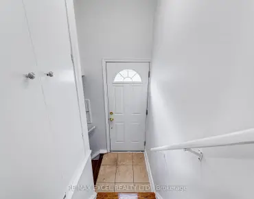 394 Patricia Ave <a href='https://luckyalan.com/community.php?community=Toronto:Newtonbrook West'>Newtonbrook West, Toronto</a> 4 beds 4 baths 2 garage $1.799M