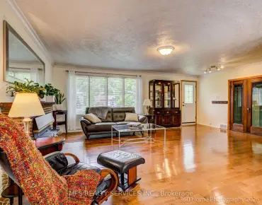 57 Gloxinia Cres L'Amoreaux, Toronto 5 beds 3 baths 2 garage $999K