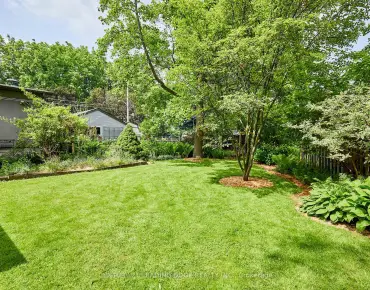 103 Burndale Ave <a href='https://luckyalan.com/community_CN.php?community=Toronto:Lansing-Westgate'>Lansing-Westgate, Toronto</a> 4 beds 6 baths 2 garage $3.485M