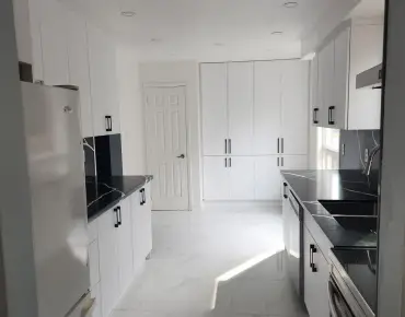 33 Lysander Crt Agincourt North, Toronto 4 beds 3 baths 1 garage $1.1M
