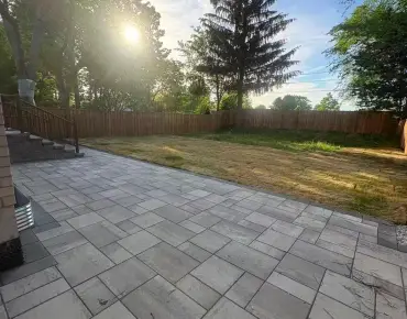 
2 Midholm Dr Ionview, Toronto 3 beds 2 baths 1 garage $919K