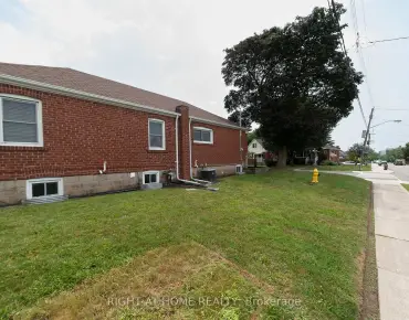 
2 Midholm Dr Ionview, Toronto 3 beds 2 baths 1 garage $979K
