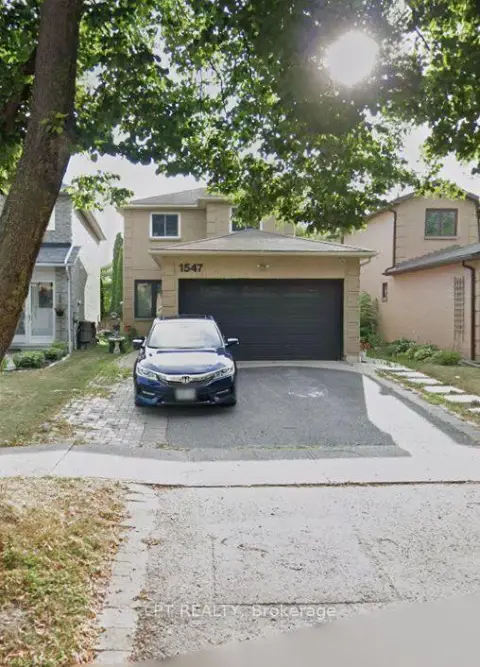 Pickering Village East community 1547 Marshcourt Dr For Sale