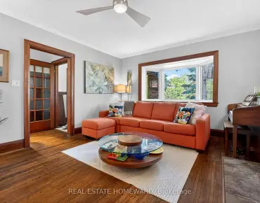128 Glen Manor Dr The Beaches - 4 beds 3 baths parking space(s) listed at $2490000