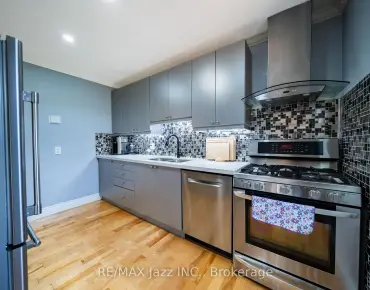 64 Clearbrooke Circ Rexdale-Kipling, Toronto 2 beds 2 baths garage $899K