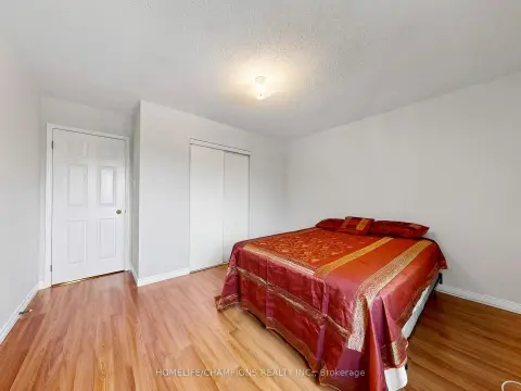 Pickering Highbush community 1622 Sandhurst Cres For Sale