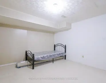 9 Minos Cres Woburn, Toronto 3 beds 3 baths 2 garage $899.9K
