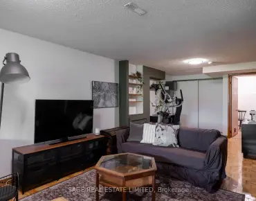 34 Tambrook Dr L'Amoreaux, Toronto 3 beds 4 baths 2 garage $1.15M
