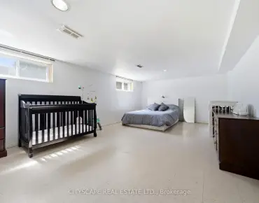 38 Marta Ave Clairlea-Birchmount, Toronto 3 beds 2 baths garage $850K