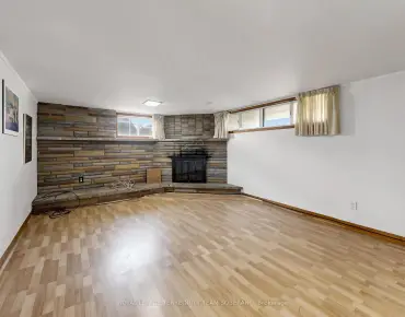 
36 Lyon Heights Rd Bendale, Toronto 3 beds 4 baths 2 garage $1.1M
