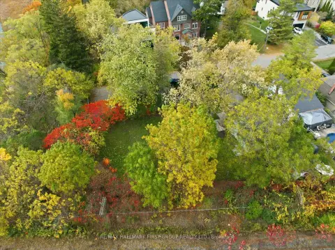 Pickering Rosebank community 313 Dyson Rd For Sale