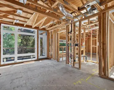 98 Ferris Rd O'Connor-Parkview, Toronto 5 beds 6 baths 2 garage $1.5M
