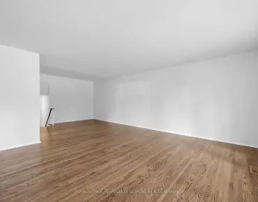 
16 Stanbridge Crt Malvern, Toronto 3 beds 2 baths  garage $850K