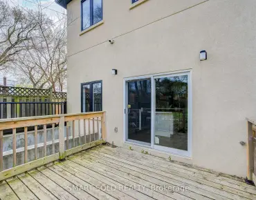 
67 North Edgely Ave Clairlea-Birchmount, Toronto 4 beds 4 baths 1 garage $1.1M
