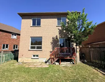 102 Misty Hills Trl Rouge E11, Toronto 3 beds 4 baths 2 garage $999K