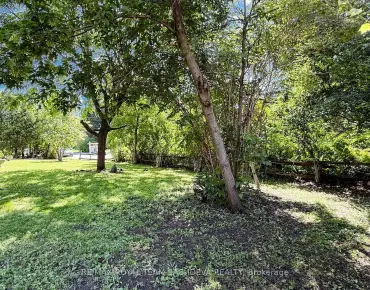 3 Nomad Cres <a href='https://luckyalan.com/community.php?community=Toronto:Banbury-Don Mills'>Banbury-Don Mills, Toronto</a> 5 beds 4 baths 2 garage $4.28M