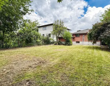 
129 Stibbard Ave <a href='https://luckyalan.com/community.php?community=Toronto:Mount Pleasant East'>Mount Pleasant East, Toronto</a> 4 beds 2 baths  garage $1.649M