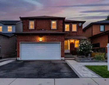 626 Strouds Ln Amberlea, Pickering 3 beds 4 baths 2 garage $999K