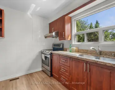 
283 Hiawatha Rd Greenwood-Coxwell, Toronto 3 beds 2 baths 1 garage $1.07M
