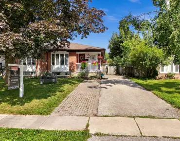 
Tatra  Bay Ridges, Pickering 3 beds 2 baths  garage $750K