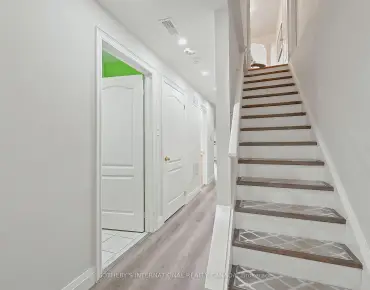 
Westlake  Woodbine-Lumsden, Toronto 3 beds 1 baths  garage $950K