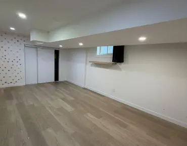 37 Lynvalley Cres Wexford-Maryvale, Toronto 2 beds 2 baths 1 garage $930K
