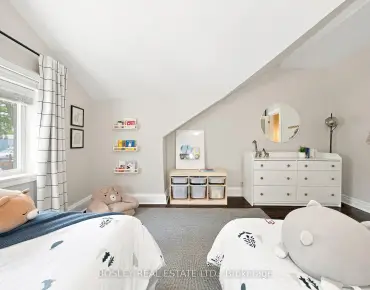 5539 Lawrence Ave E Centennial Scarborough, Toronto 3 beds 3 baths 1 garage $699K